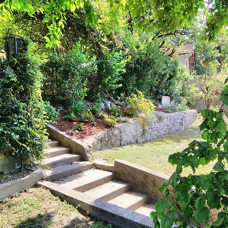 Le Camelie Bed & Breakfast 3*