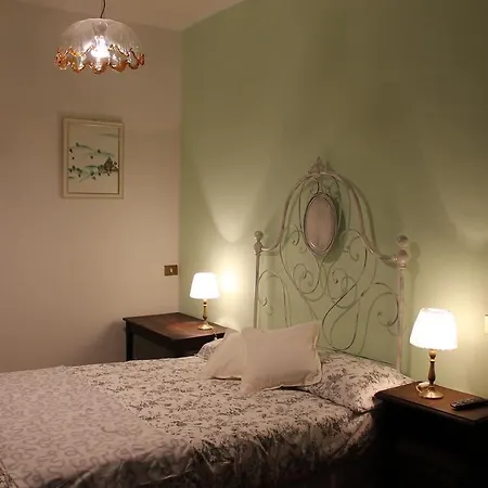 Le Camelie Nocleg ze śniadaniem Como