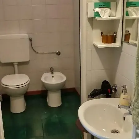 Le Camelie Nocleg ze śniadaniem 3*