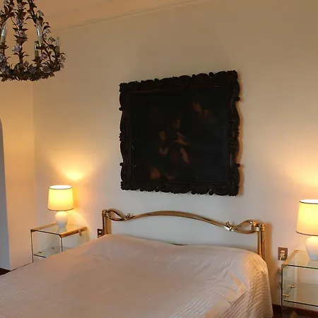 Bed and breakfast Le Camelie 3*