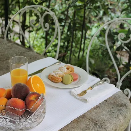 Le Camelie Bed & Breakfast